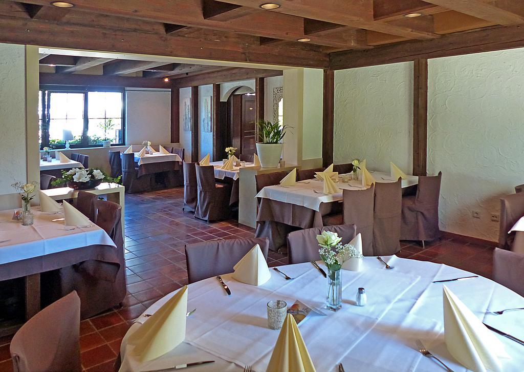 Hotel-Restaurant Schwyzerhuesli Viernheim Exterior photo