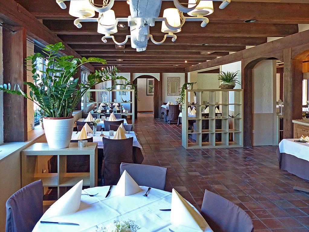 Hotel-Restaurant Schwyzerhuesli Viernheim Exterior photo